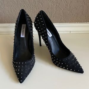 Spiked pumps from Steve Madden